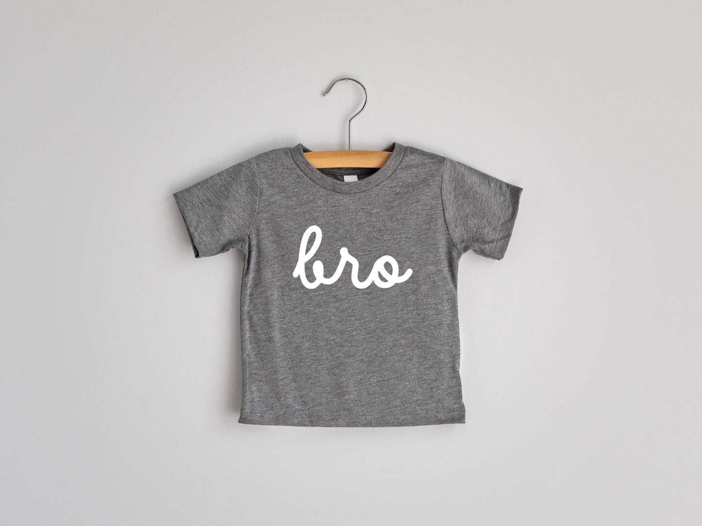 Bro Script Baby & Kids Tee
• Gray
• White Ink