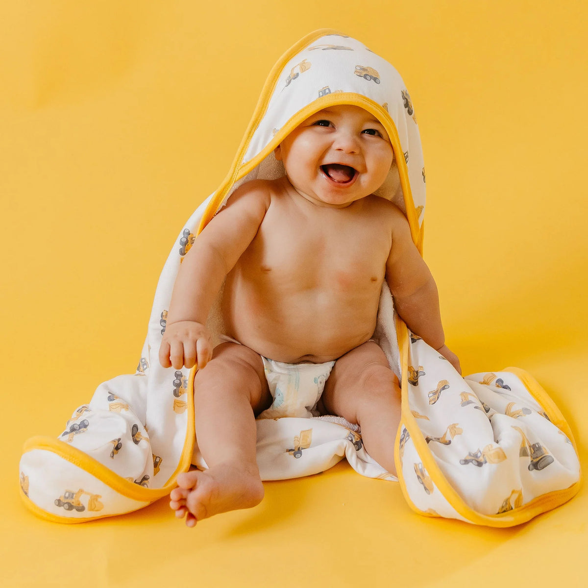 Hooded towel dozer
