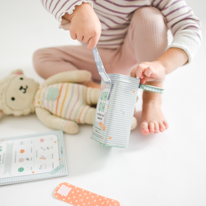 Pretend Play Bandages & Bandaid Tin