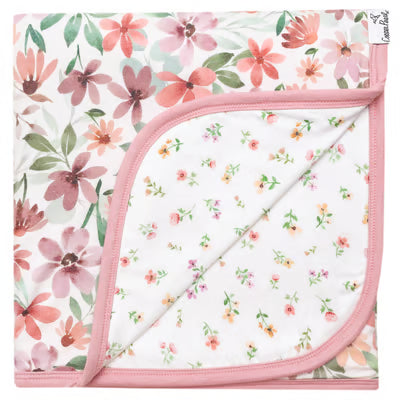 Natalie 3-Layer Stretchy Quilt
