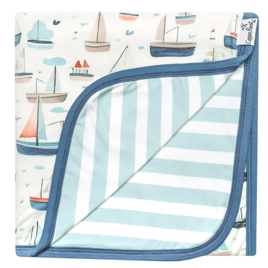 Fischer 3-Layer Stretchy Quilt (sailboat)