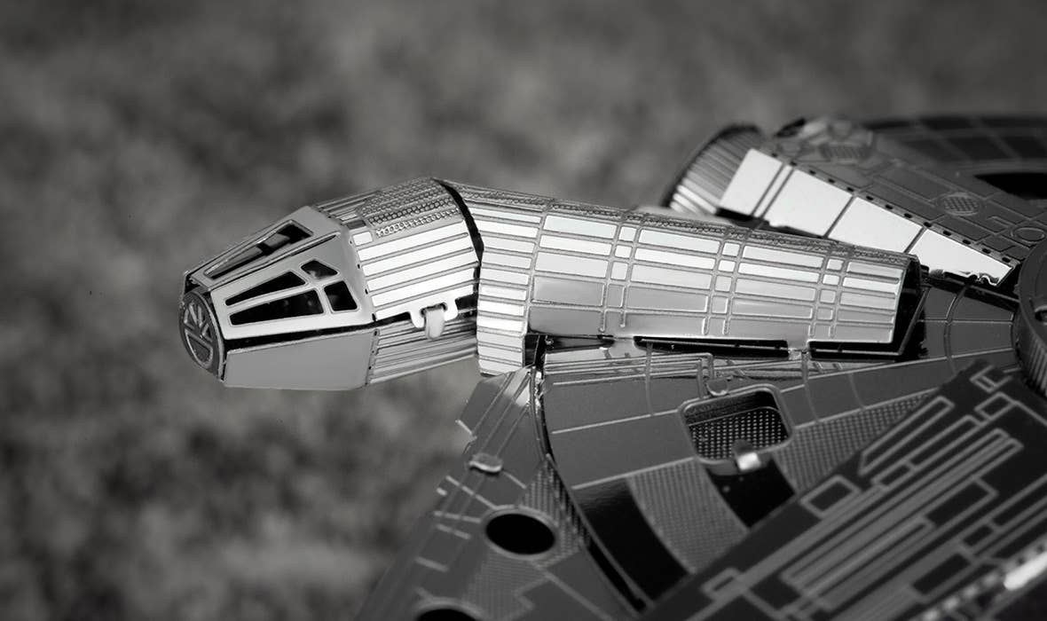 Star Wars Millennium Falcon Metal Earth DIY Model Kit