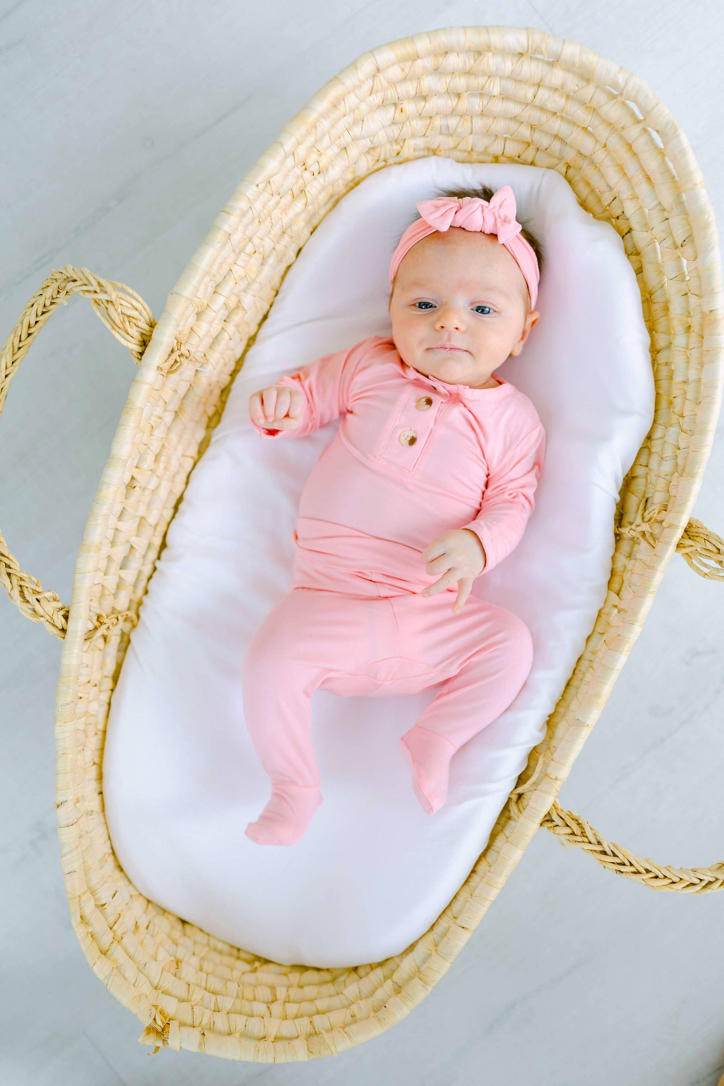 Top & Bottom Baby Outfit (Newborn - 12 months sizes) - Pink