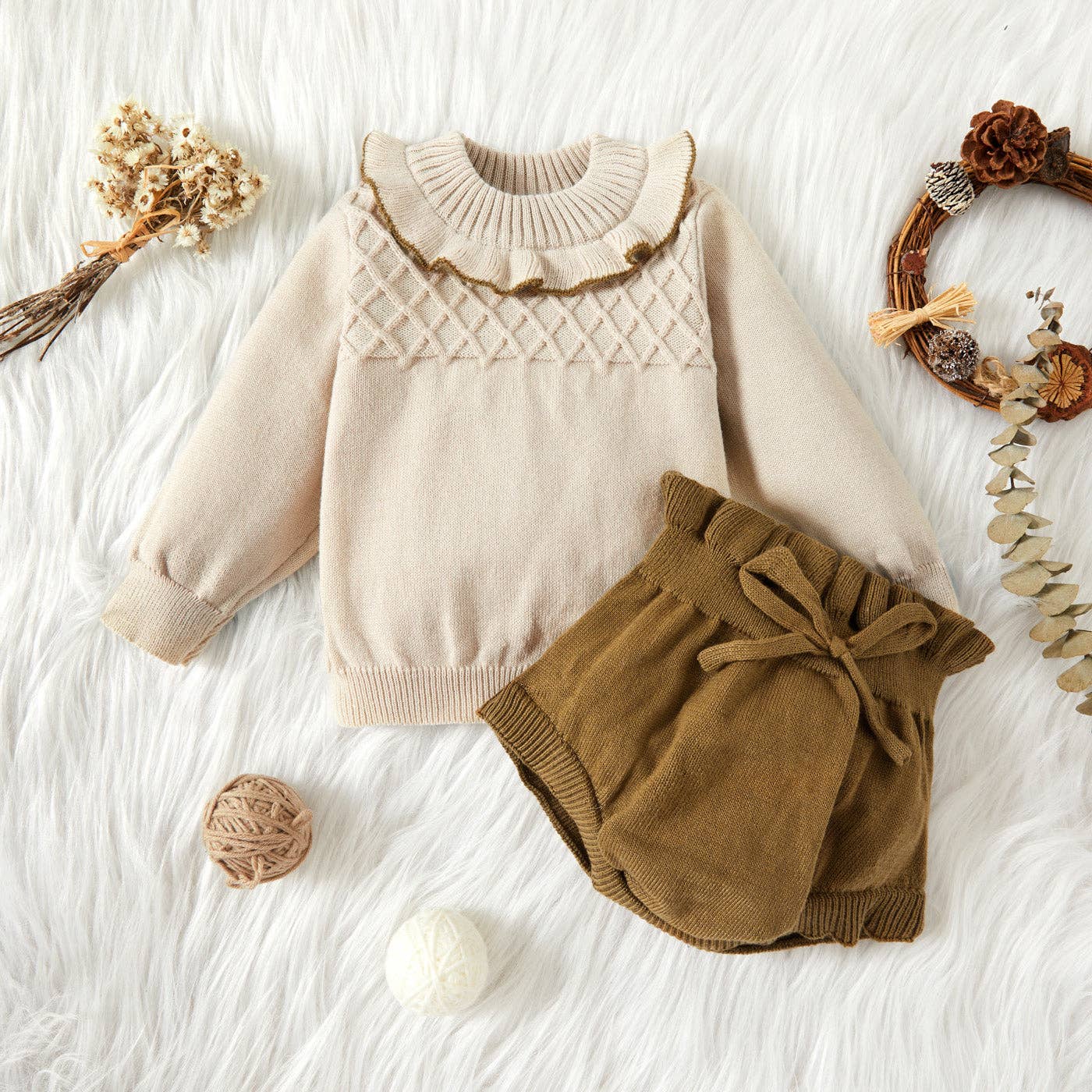 2pcs Baby Solid Knitted Sweater Pullover and Shorts Set