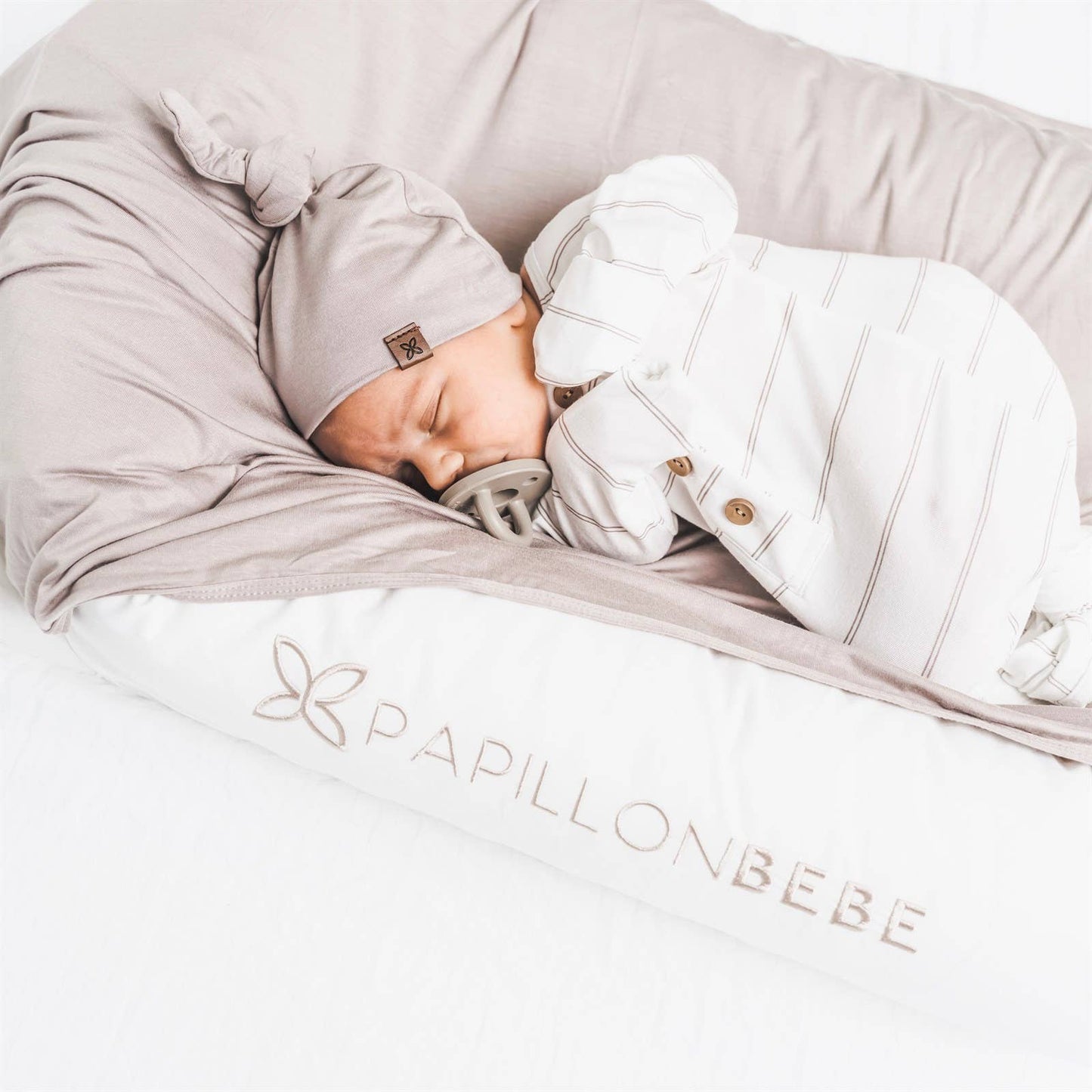 Cocoon +: 0-9 Months (Baby Lounger, Fall, Travel)