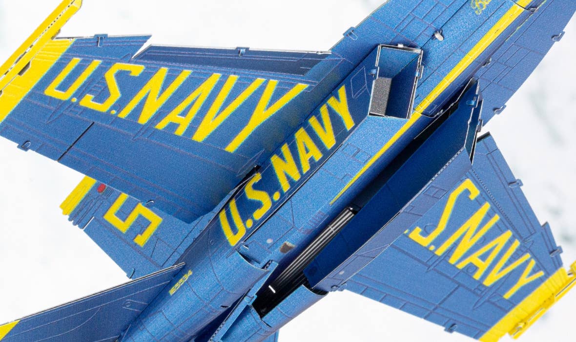ICX212 - Blue Angels F/A 18 Super Hornet