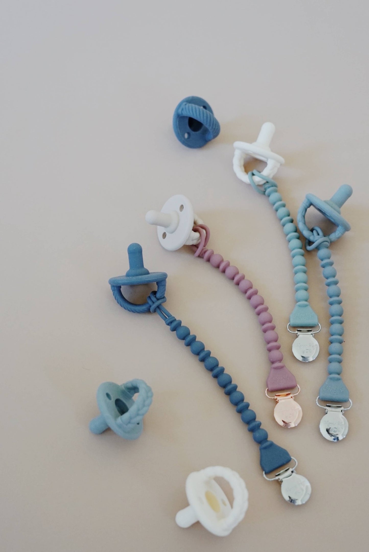 Sweetie Strap™ Silicone One-Piece Pacifier Clips: Agave