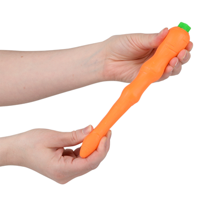 (T) STRETCH AND SQUEEZE  CARROT 5.5"