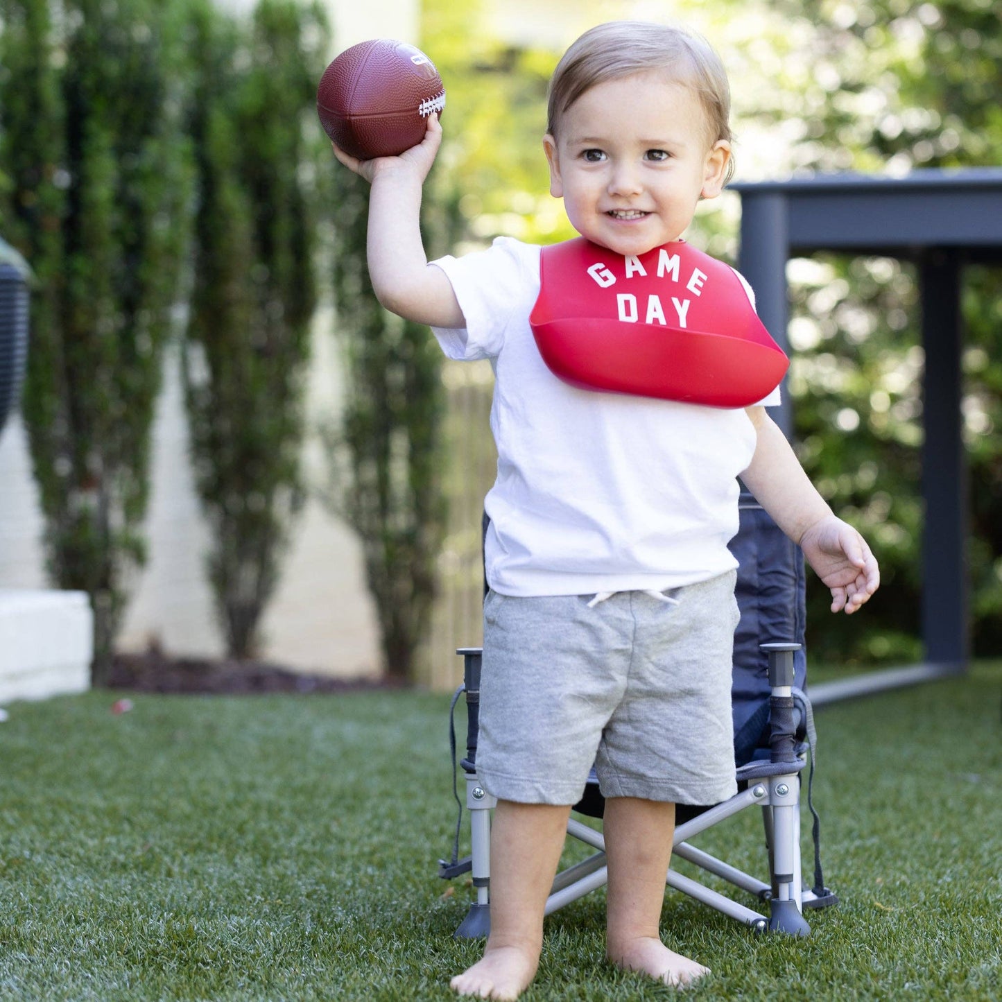 Game Day Wonder Bib