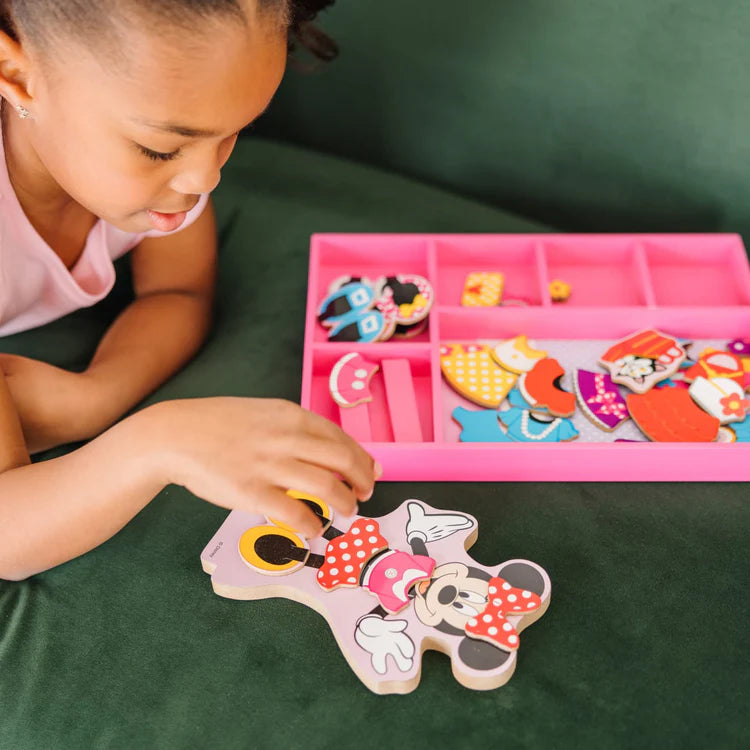 Minnie Magnet Dress Up