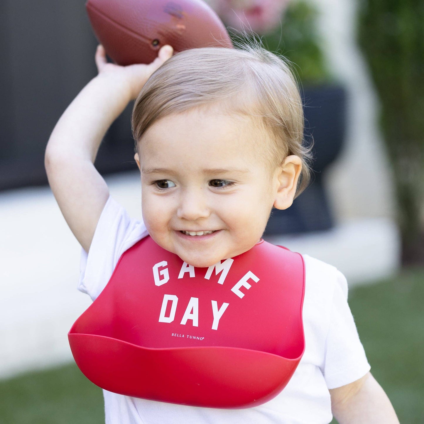 Game Day Wonder Bib