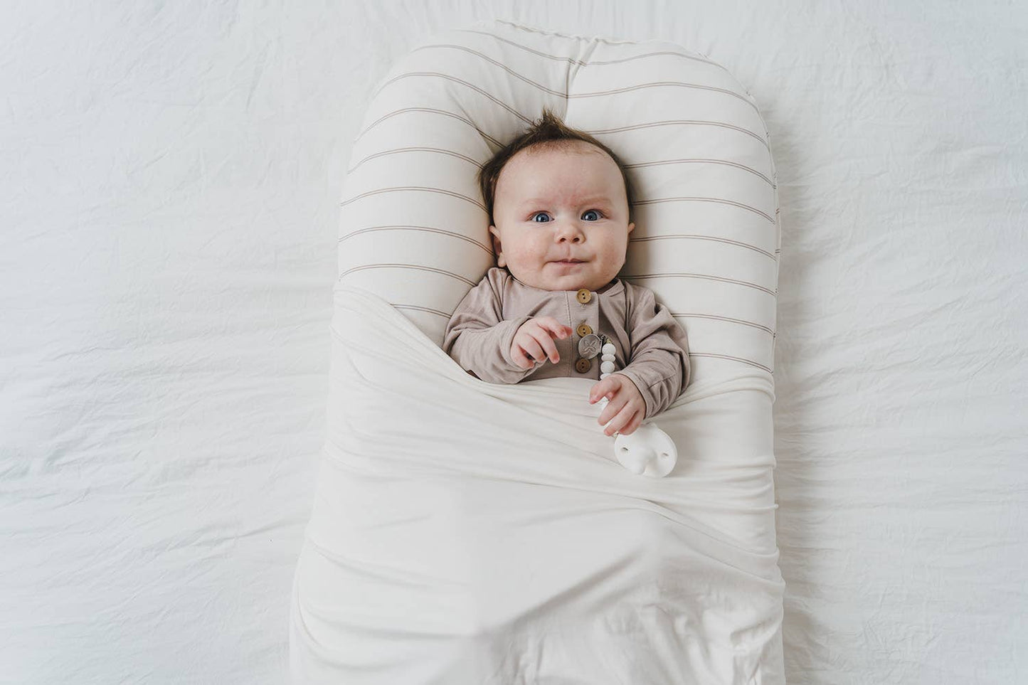 Cocoon: 0-9 months (Baby Lounger, Fall, Travel): Striped Fawn