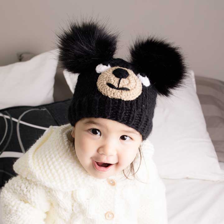 Black Bear Knit Beanie Hat: M (6-24 months)