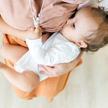 Harper Teething Necklace - White/Marble