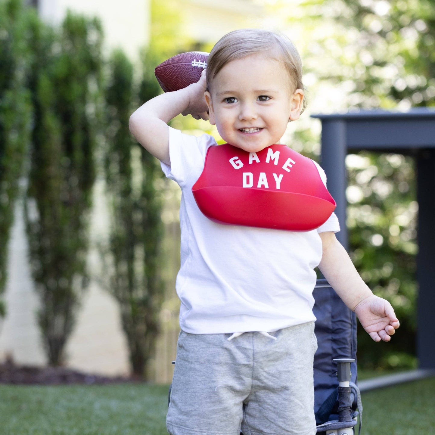 Game Day Wonder Bib