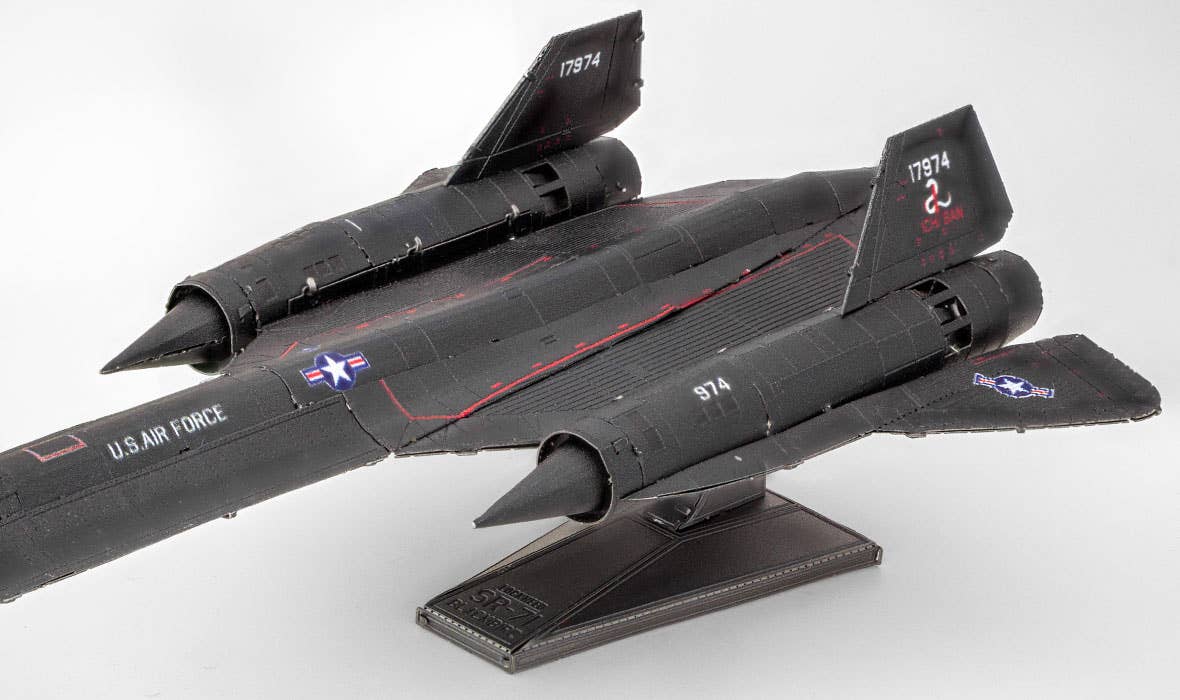Lockheed® SR-71® Blackbird® Metal Earth Model Kit