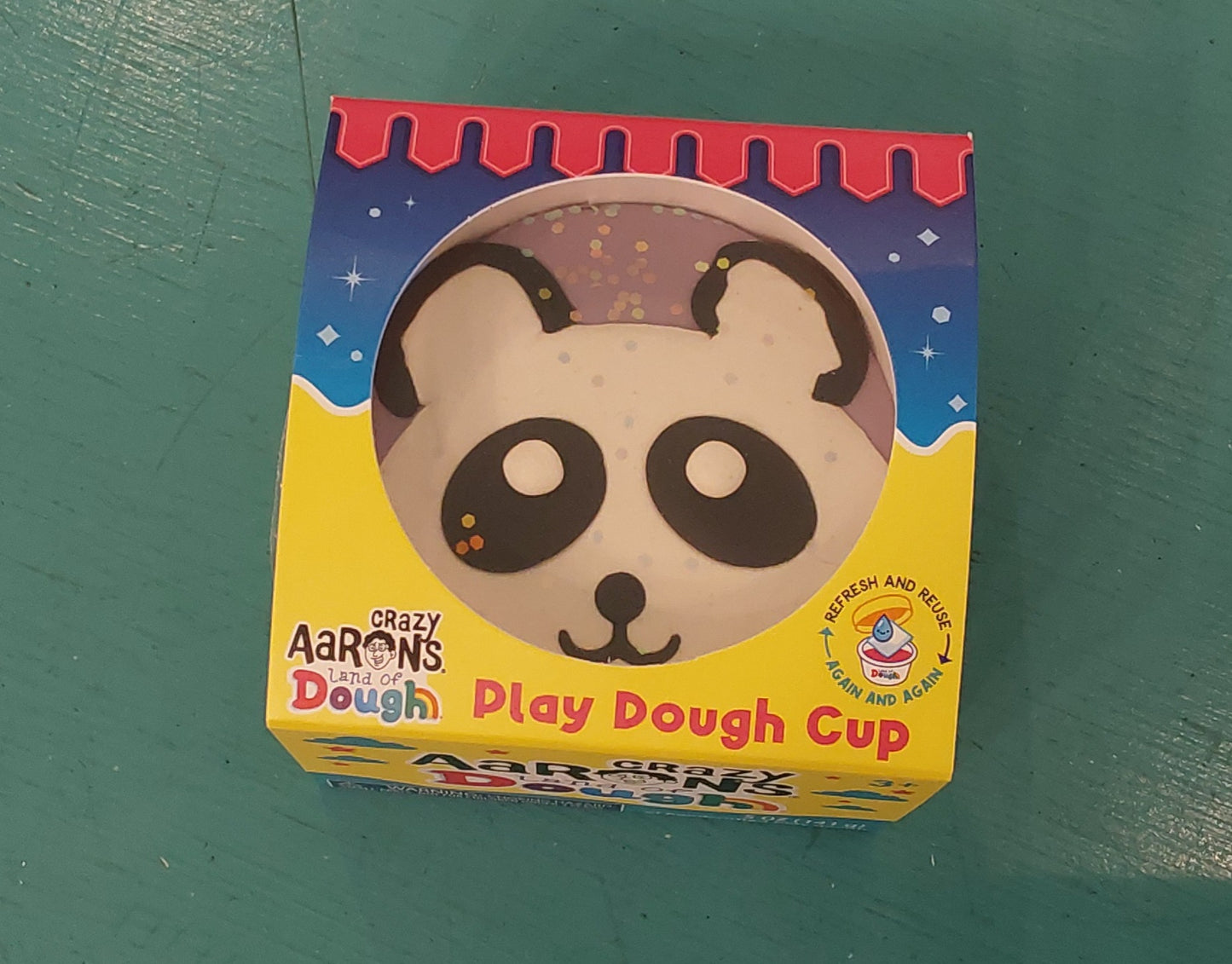 Land of Dough Medium Zoo Animal Cup