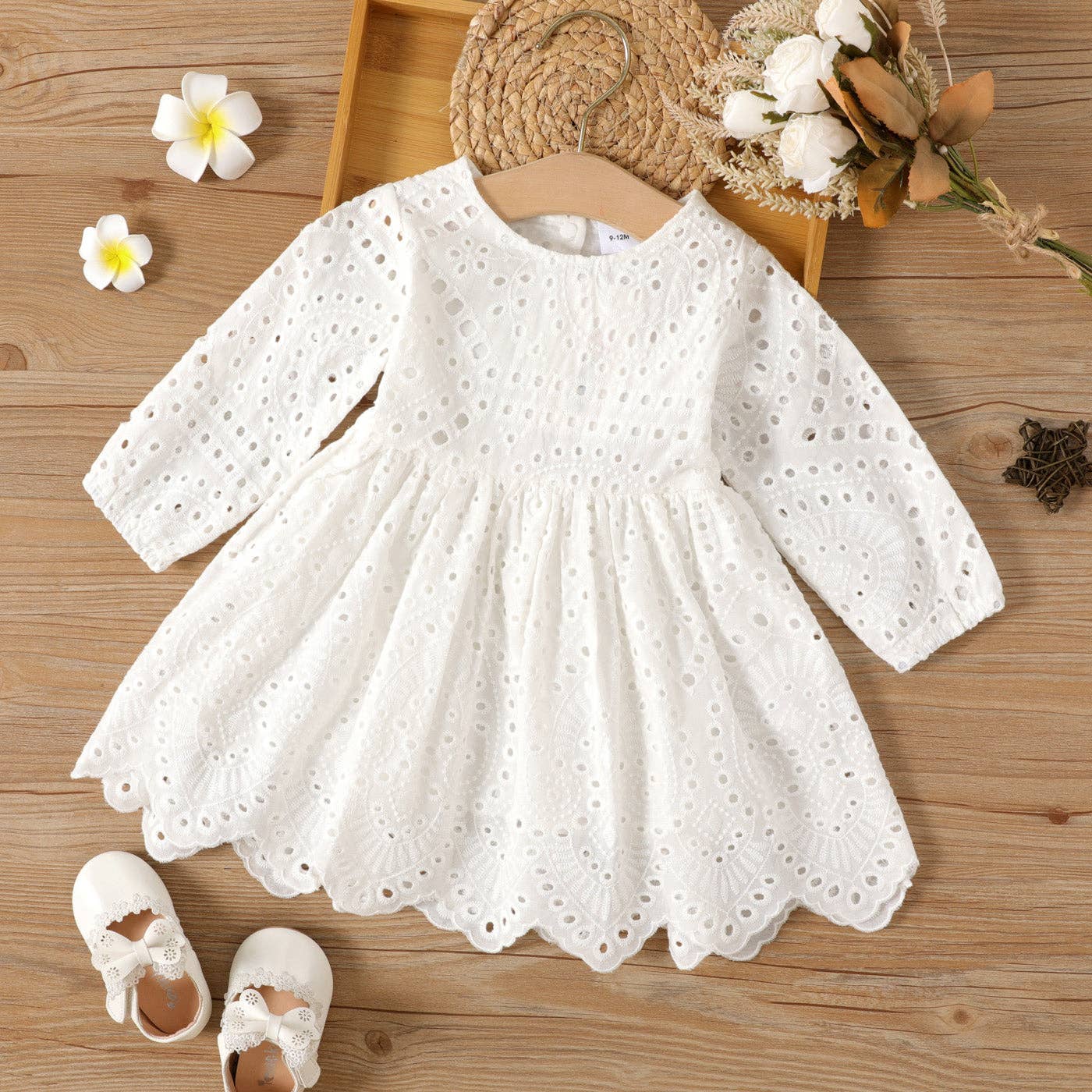 Baby Girl Solid White Eyelet Long-sleeve Dress